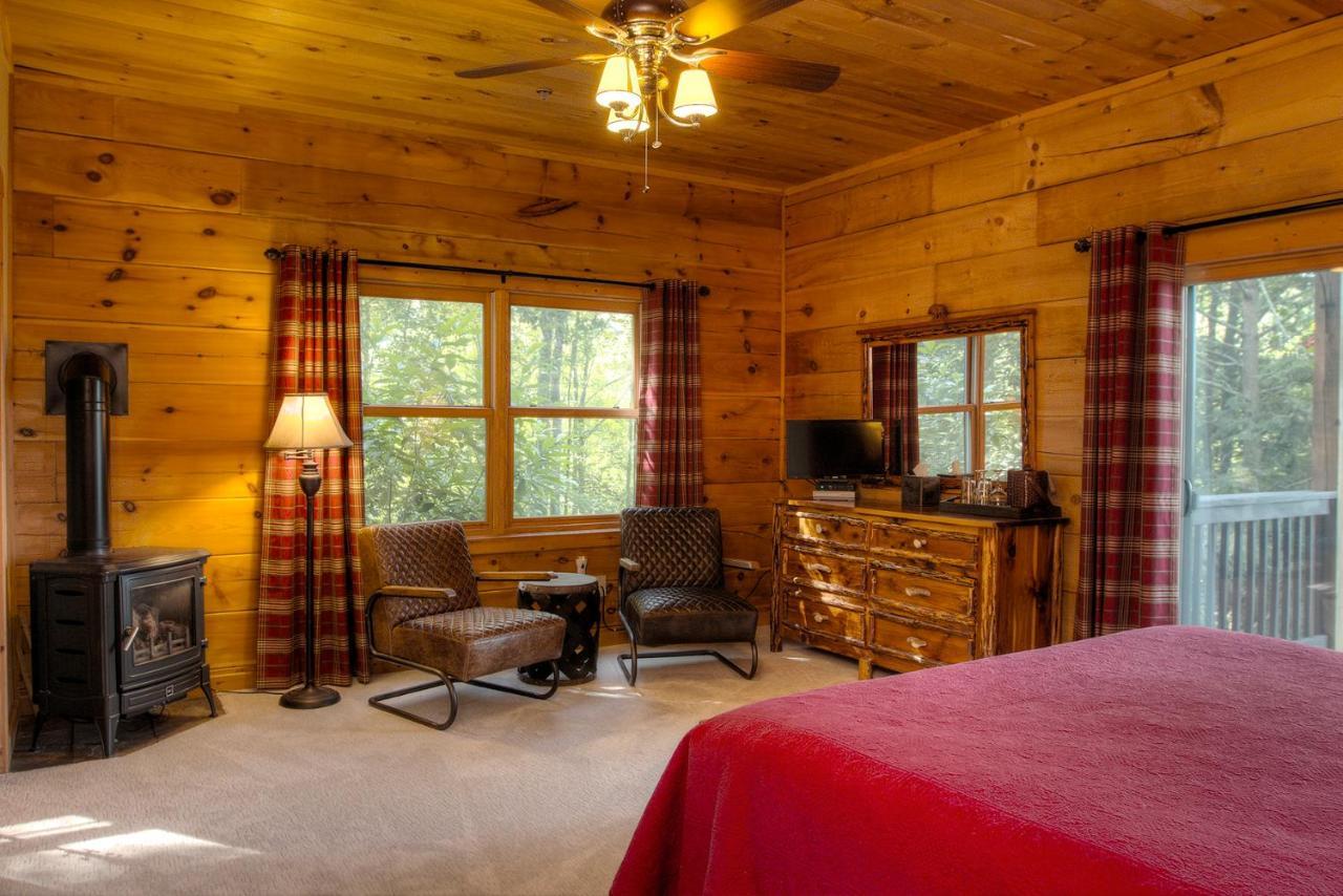 Lazy Bear Lodge Valle Crucis Exteriér fotografie