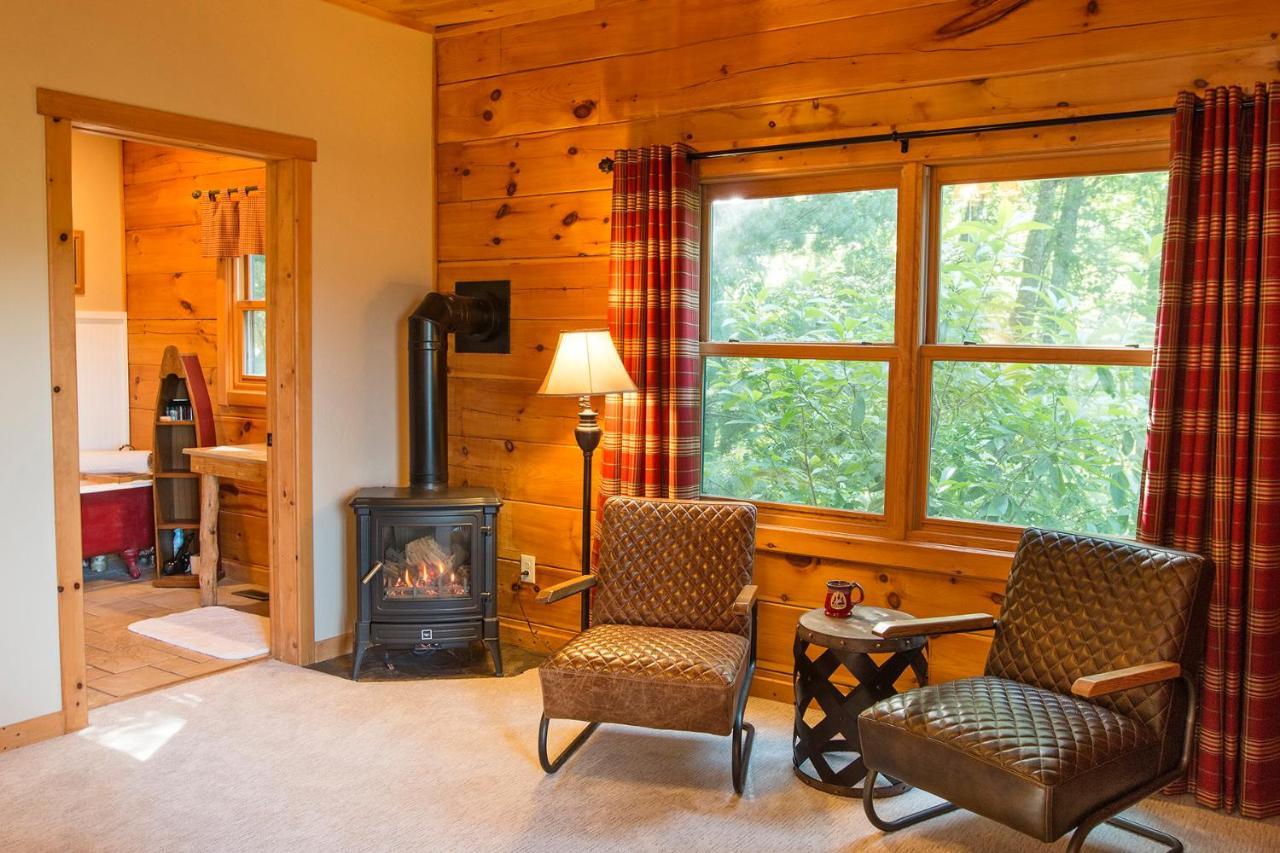 Lazy Bear Lodge Valle Crucis Exteriér fotografie