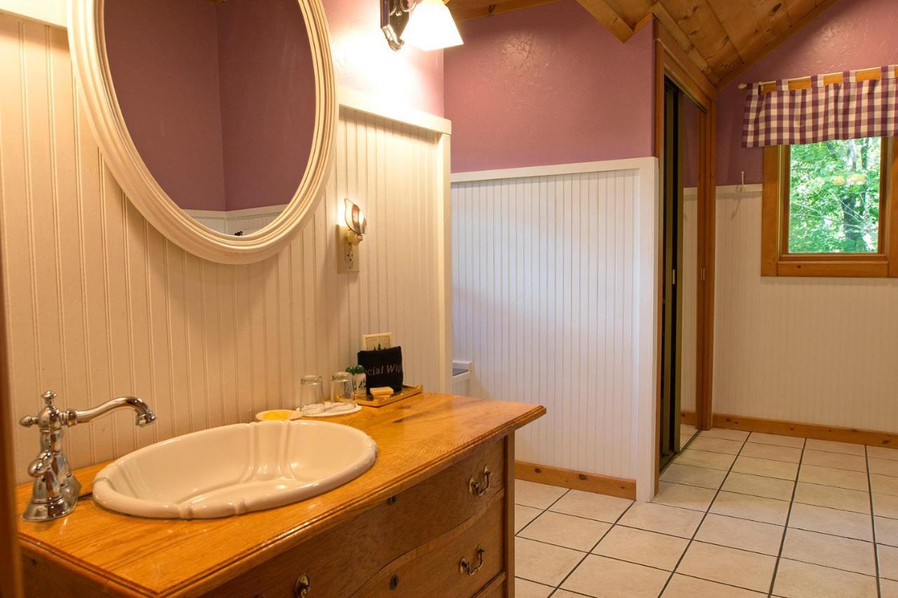 Lazy Bear Lodge Valle Crucis Exteriér fotografie
