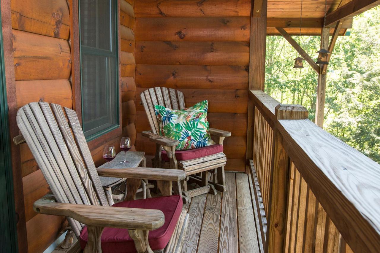Lazy Bear Lodge Valle Crucis Exteriér fotografie